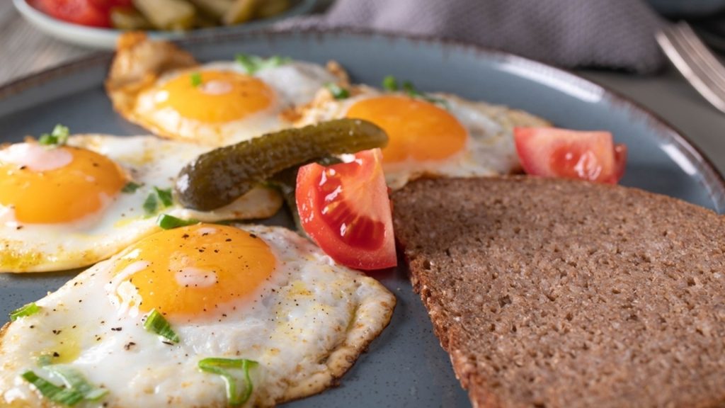 Как правилно да готвите яйца, ако имате висок холестерол? Как-правилно-да-готвите-яйца,-ако-имате-висок-холестерол?