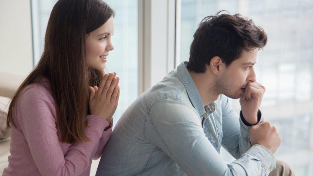 Трик от психолог: Как да се извините правилно, така че определено да ви бъде простено (и да не изпитвате злоба) Трик-от-психолог:-Как-да-се-извините-правилно,-така-че-определено-да-ви-бъде-простено-(и-да-не-изпитвате-злоба)